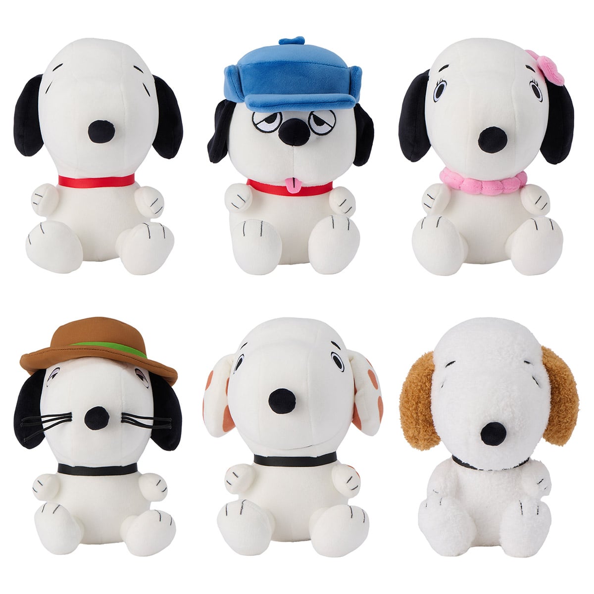 Un set de peluches de Peanuts Un set de peluches de Peanuts